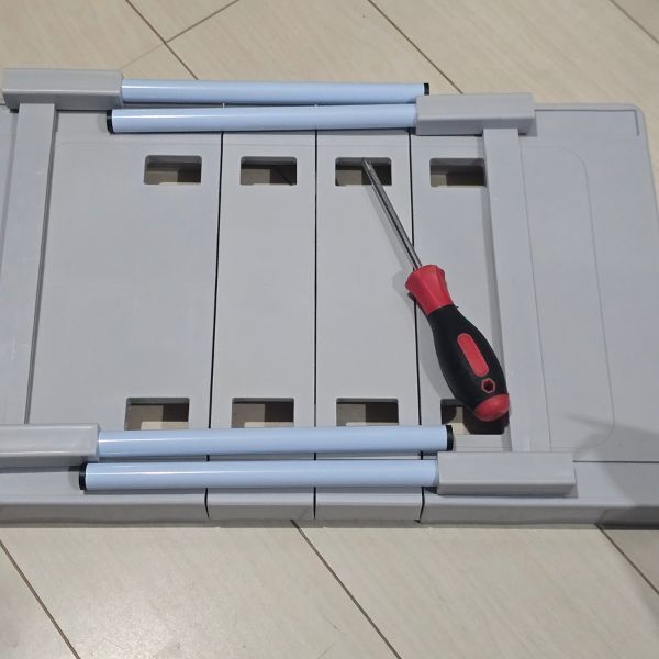 『押入れラック』を洗面台で？　まさかの活用に「これは便利」「絶対やる」