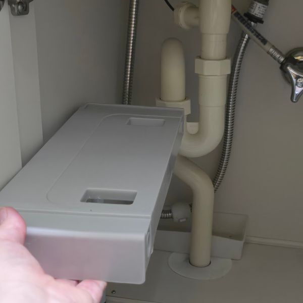 『押入れラック』を洗面台で？　まさかの活用に「これは便利」「絶対やる」