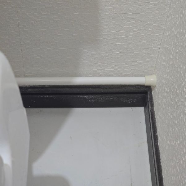 『押入れラック』を洗面台で？　まさかの活用に「これは便利」「絶対やる」