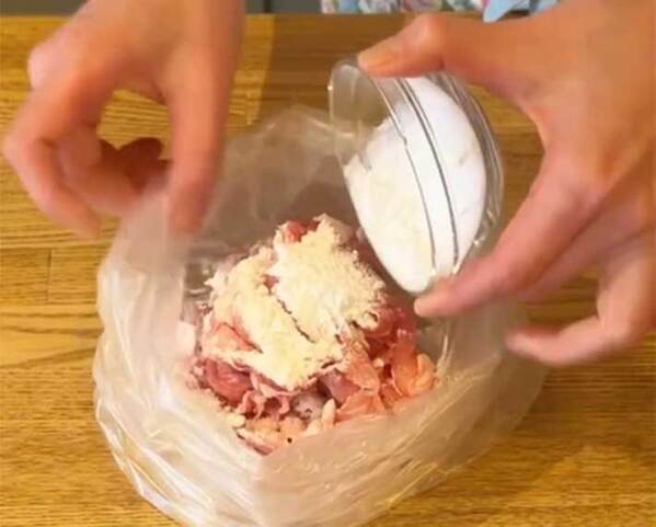 安い『豚こま肉』の食べ方　丸めて電子レンジで？「お弁当のおかずになる」