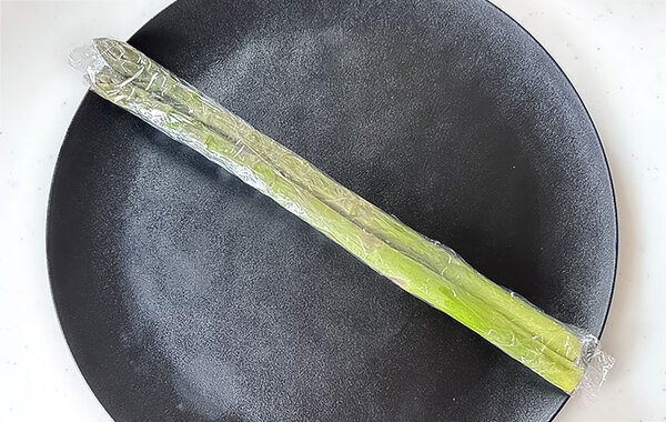 普通の玉子焼きかと思いきや…？　カットした断面に「かわいい！」「これは大正解」