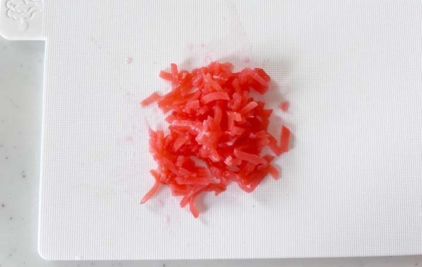 「びっくり」「本物みたい」　切った『ちくわ』にトッピングしたのは…？