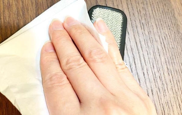 キャンドゥのホコリ取り　柄の部分に別の機能があって…？