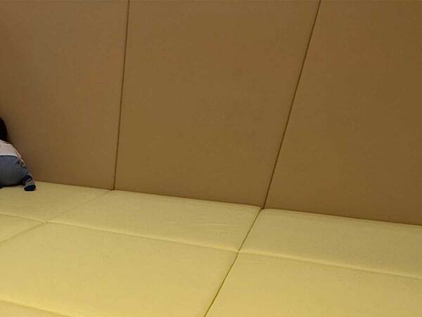 母「まだまだかわいいな」　３歳息子が隠れた場所が？「声出して笑った」