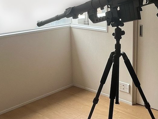 「妻に怒られそう」「憧れる」　新居に引っ越し後、三脚を立てて？「朝から笑った」