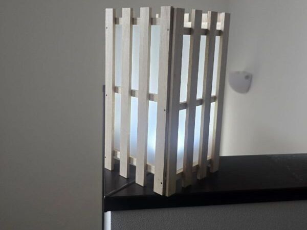 材料はすべて１００均！　手作り照明のクオリティに「想像以上」「映えすぎ」