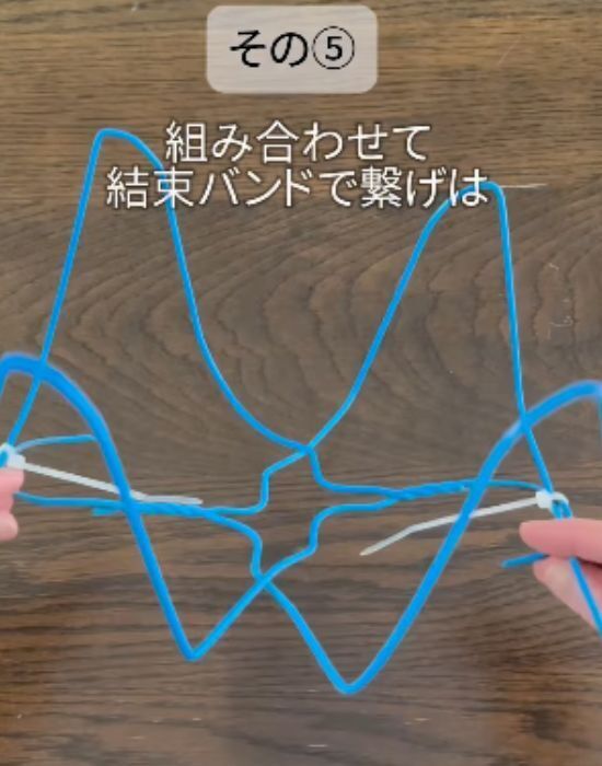 家に余っている針金ハンガーが大活躍　「まさかの使い道」に驚きの声