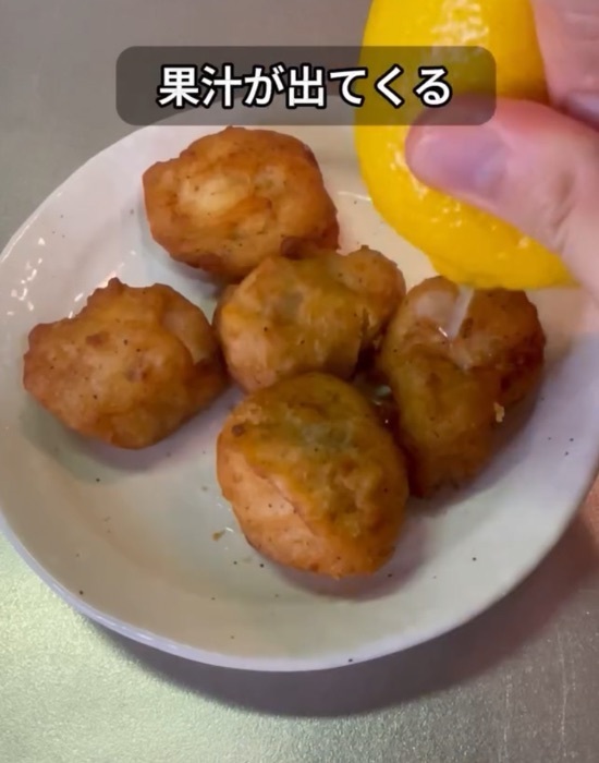 つまようじがざる代わりに？　鍋だけで湯切りする裏技に「その発想はなかった！」