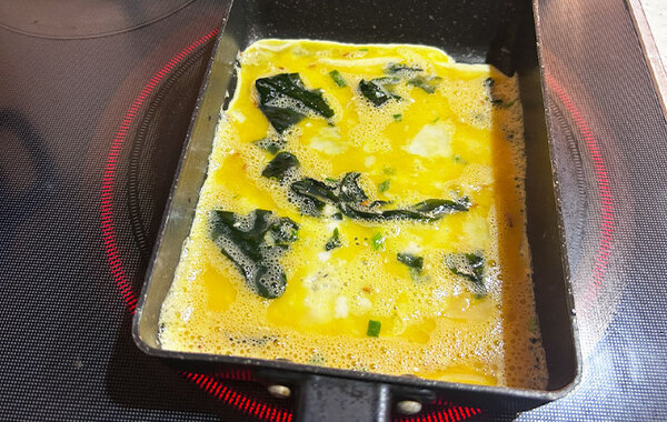 「ごはんがすすむ！」　家族も驚いた玉子焼きの味つけ、卵に混ぜたのは１つだけで…？