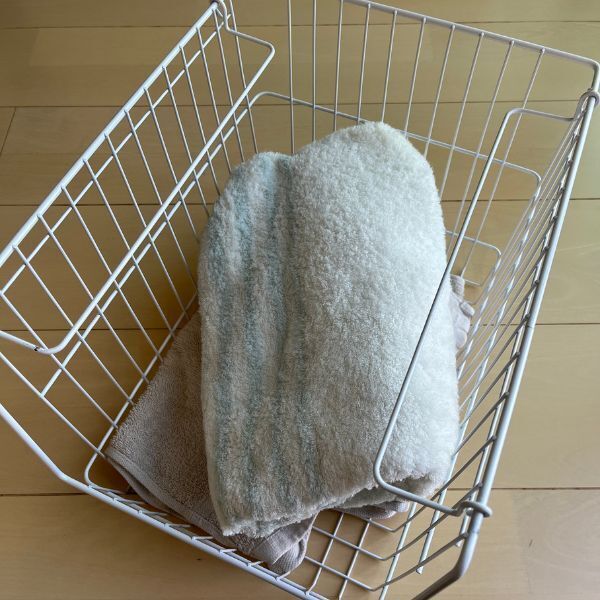 「５分で収納ラック」　ワイヤーかごの使い方に「これは助かる」「もっと早く知りたかった」