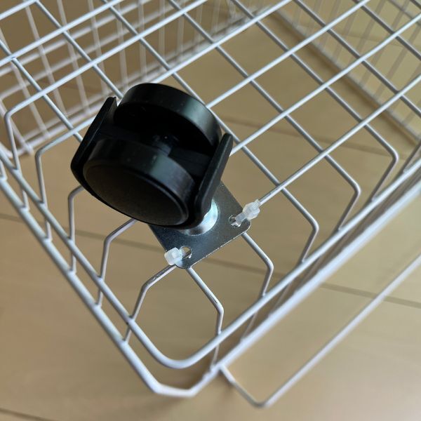 「５分で収納ラック」　ワイヤーかごの使い方に「これは助かる」「もっと早く知りたかった」