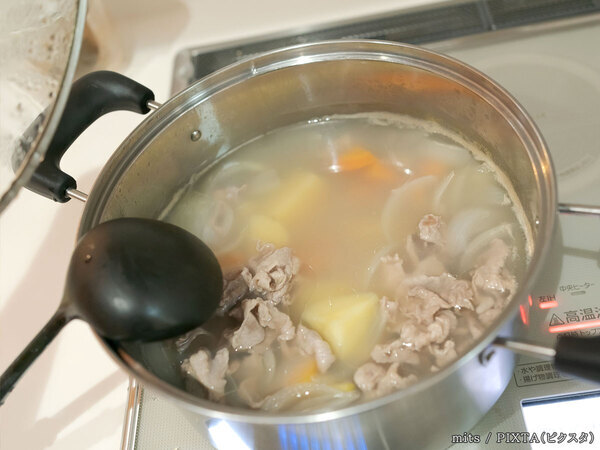 ハウス食品に聞いた！　カレーに『水代わり』に使うといいものはなに？