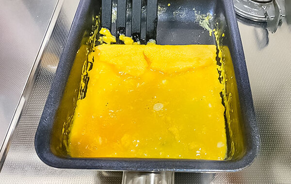 玉子焼きに小さじ２杯入れたのは？　「家族がハマった」「冷めてもしっとり」