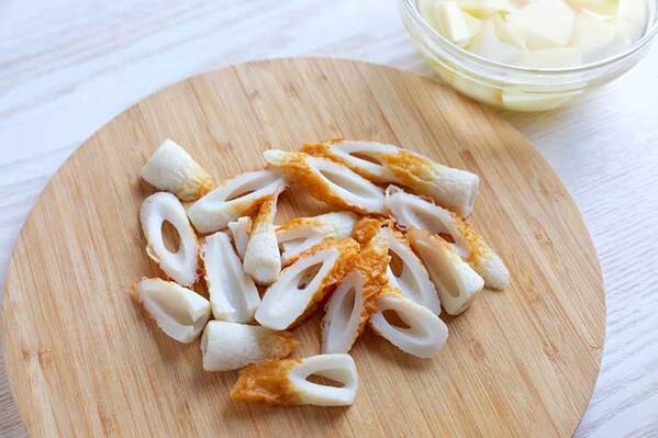 ジャガイモとちくわをポリ袋に入れて…　食べ方に「相性抜群」「最高でしょ」