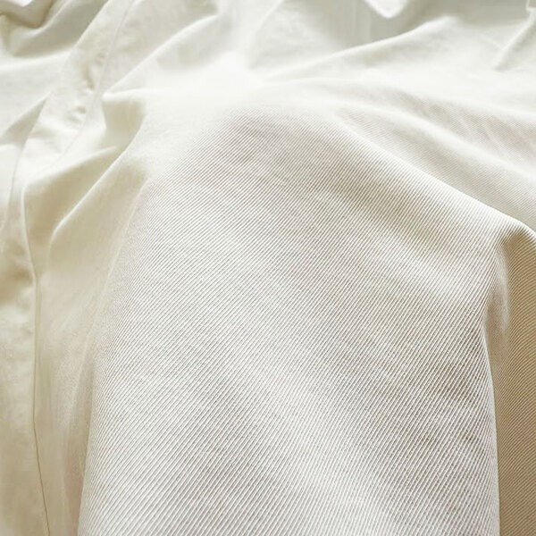 「体型カバーがすごい」「色違いで欲しい」　絶賛の声が集まった、GUの『ゆったりパンツ』がこちら