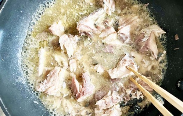 「栄養もとれて優秀」「うまみたっぷり」　缶詰を使った簡単スピードレシピとは？