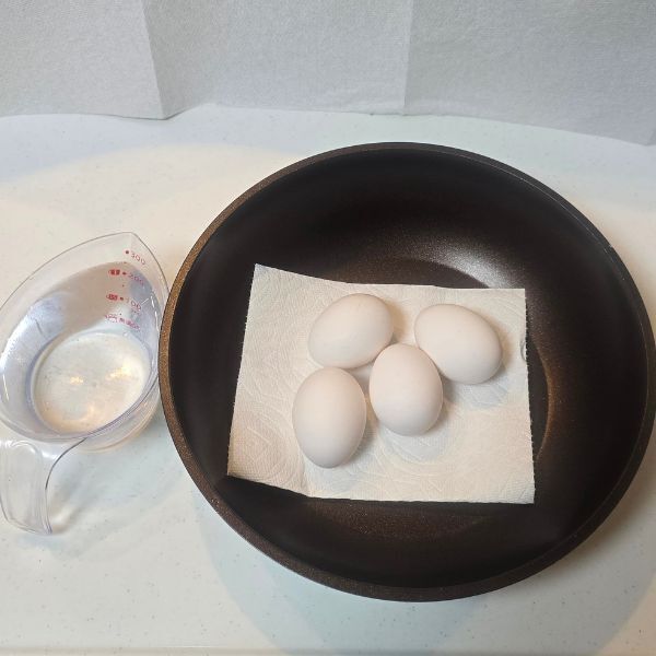 １cmの水でゆで卵を作ると？　殻むきの手応えに「感動した」「一生これでいく」