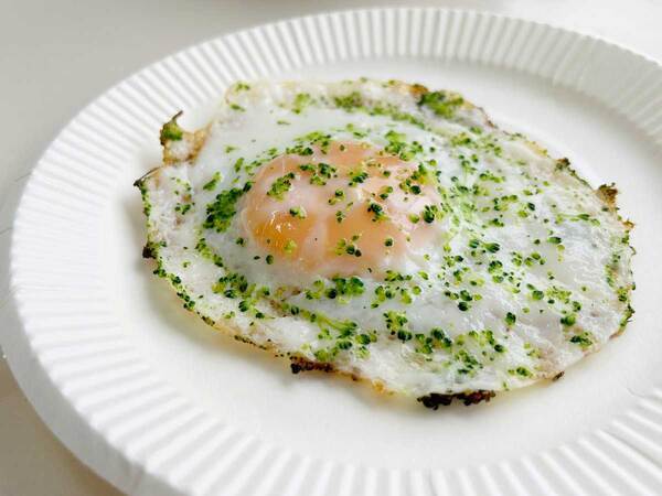 卵と一緒に焼いたのが…　目玉焼きの『新しい食べ方』に「絶対に試す」「とても簡単」