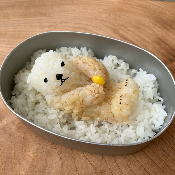 玉子焼きが入ったお弁当　その隣には？「思わず見入ってしまった」