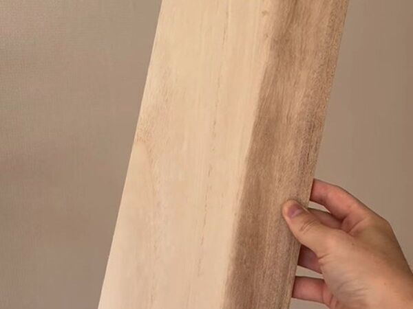 １００均グッズで玄関棚が完成　簡単すぎる作り方に「すぐ試したい」「天才かも」