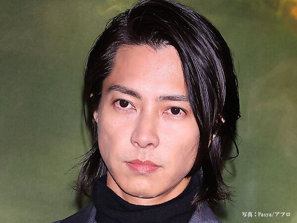 ツーショット写真を公開した、山下智久　隣にいたのは…「マジで」「嬉しい」