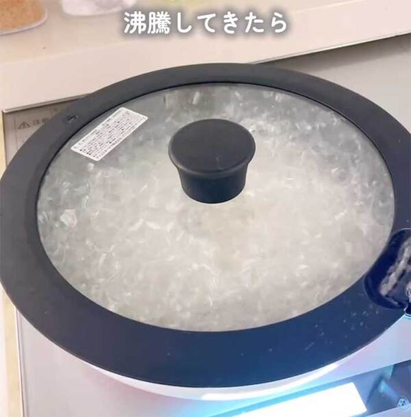 フライパンに米を入れると…？　１０分のテクニックに「助かる！」
