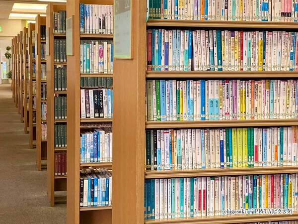 図書館で本を借りた息子　母親がツッコミを入れた理由が？「どうするんだ…」