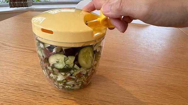 キュウリやナスをそのまま…　そうめんに合う『だし』に「食欲がわく」「簡単でうまい」