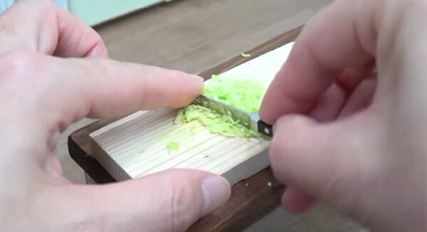 世界最小の餃子？　創意工夫が光る料理動画に「千個ください」「食べたい！」