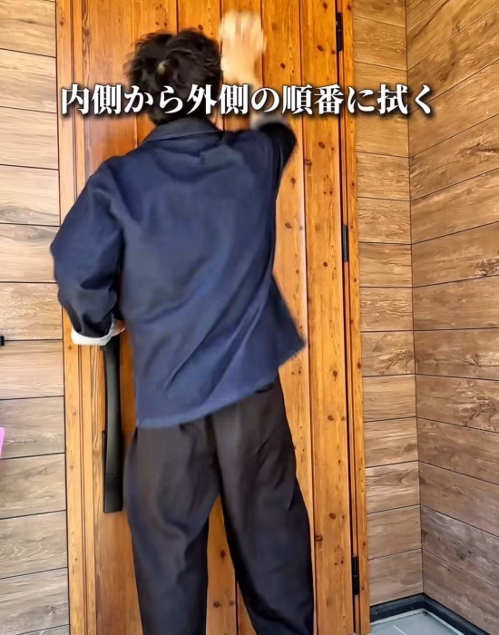 玄関を掃除するなら絶対買うべし！　２つの１００均アイテムに「優秀」