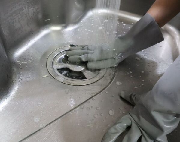 クエン酸で落ちない水あか　どこの家にもある３つのアイテムで「ピカピカに！」