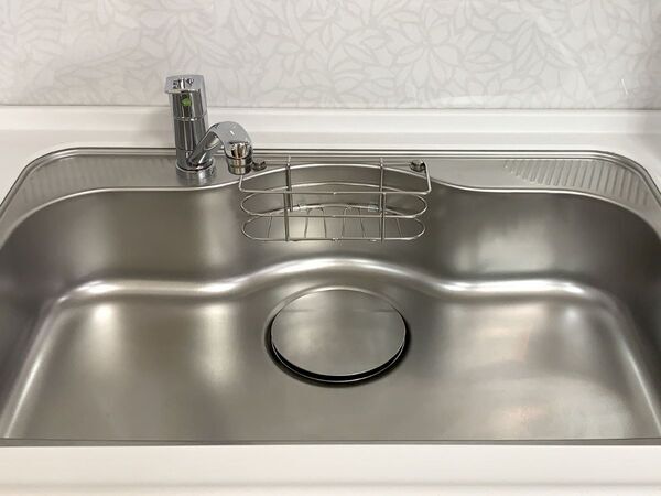 クエン酸で落ちない水あか　どこの家にもある３つのアイテムで「ピカピカに！」