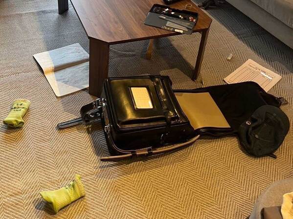 宿題をする小２息子　父親が様子を見に行くと？「声を出して笑った」「芸術点が高い」