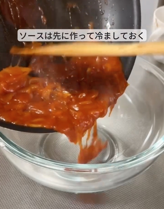 ご飯にのせたそぼろが動かない　持ち運びで崩れない工夫に「助かった」「もう実践中」