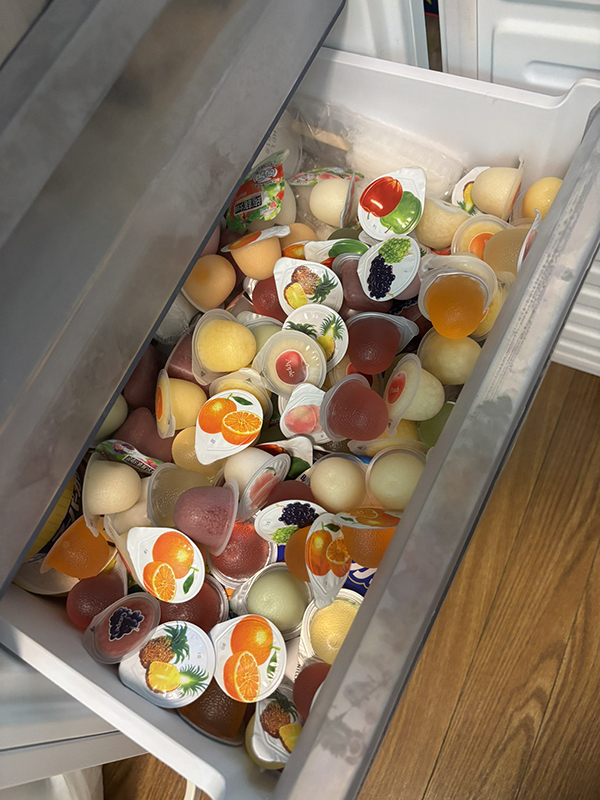 中年男性が公開した『冷凍庫の中』　行動に「その手があったか」「うわ最高じゃん」