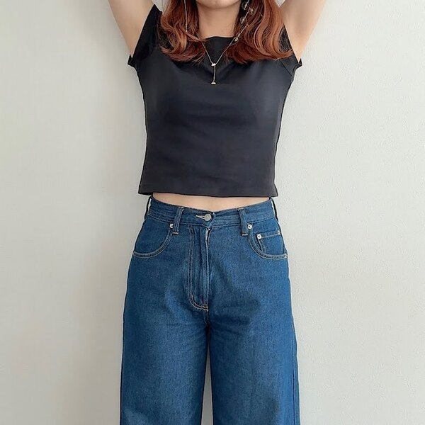 「色違いで３枚買った」「もうこれしか着れない」　ユニクロの『１５００円Tシャツ』が話題に