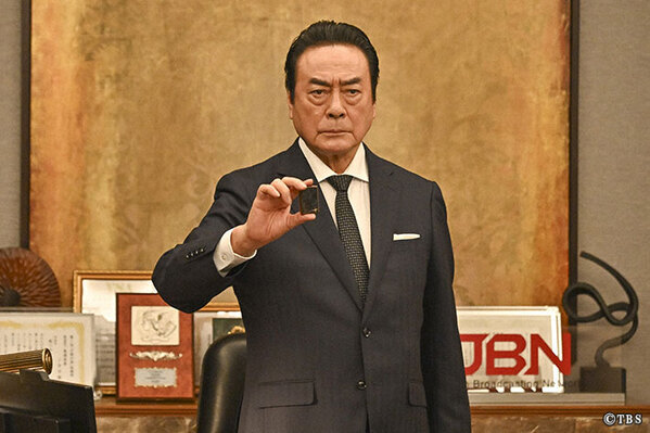 阿部寛が見せる、世代を繋ぐ父と息子のプライド　『キャスター』第９話