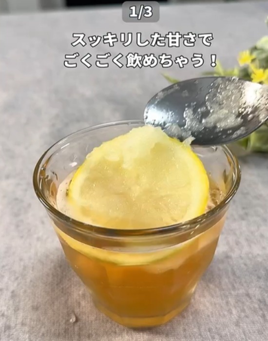 サクレレモンを入れるだけ？　夏のドリンクが「格上げされた」「ハマりそう」