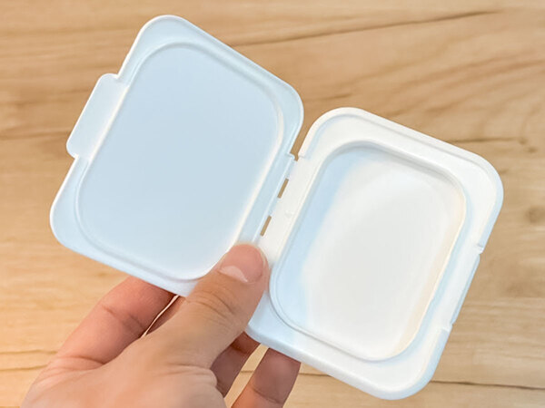 １００均の『ウエットシートのフタ』　じゃない使い方に「すぐできた」「便利！」