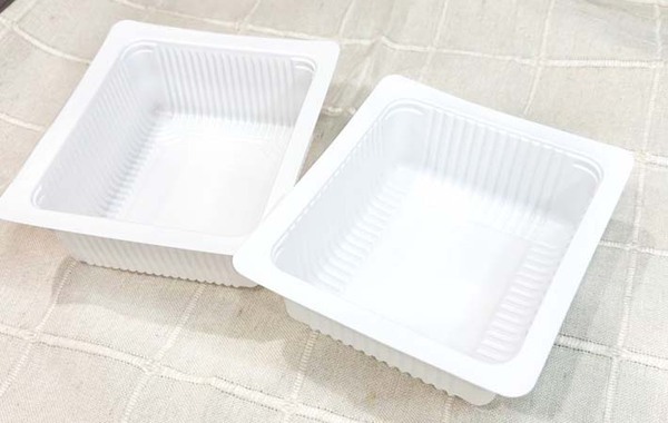 「すぐ捨てない」「使い道は多かった」　食べ終わった豆腐の空き容器は…？