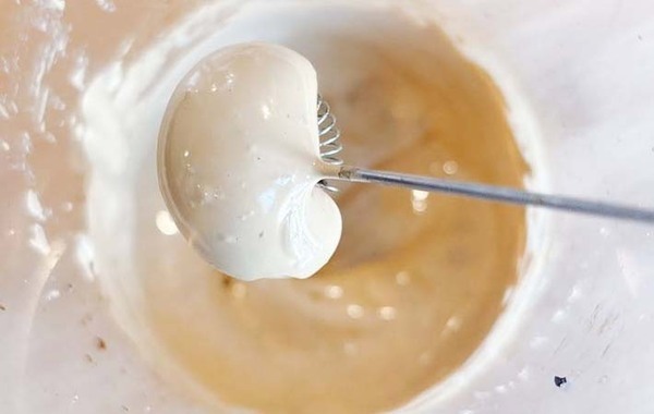 暑い夏にはコレ！　混ぜて冷凍庫に入れるだけで…「最高すぎる」「ふわっふわだ」