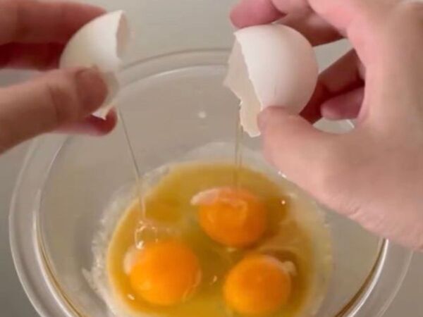 卵焼きに片栗粉を混ぜたら？　冷凍後の姿に「感動した」「もう戻れない」