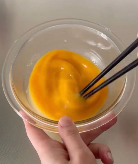 卵焼きに片栗粉を混ぜたら？　冷凍後の姿に「感動した」「もう戻れない」