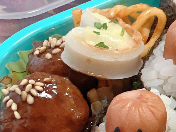 おにぎりにウインナーを刺したら…　作った弁当に「すごい」「真似します！」