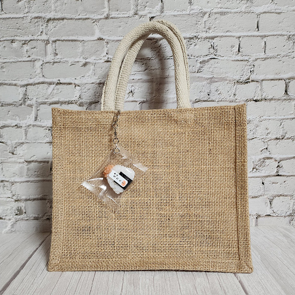 「これは食べられません」　ずらりと並ぶ７種類のおにぎり、よく見ると？「天才！」