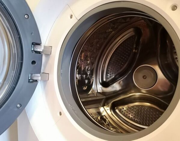 洗ったのにニオうのはなぜ？　ポリエステル特有の逆汚染対策に「これ助かる」「初めて知った」