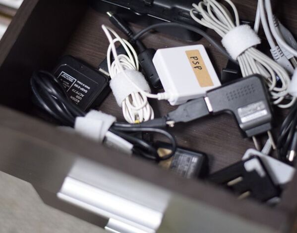 「収納はおまけだと思ってた」　テレビボード選びの注意点に「納得した」「やってしまってた」