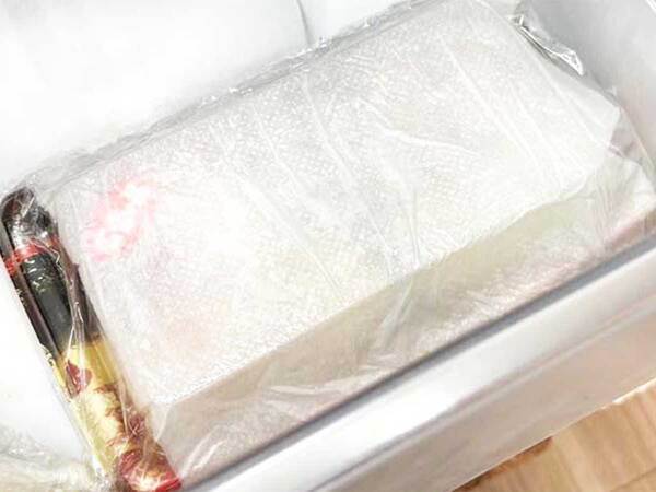 すぐに食べないパック寿司、冷蔵庫に入れる前に？　「シャリが硬くない！」