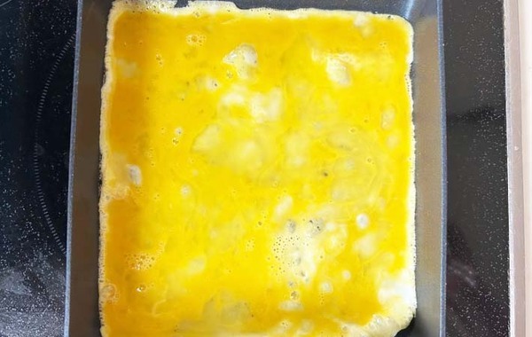 大葉２枚のせて焼くと…？　玉子焼きの断面に「家族から好評」「きれい！」