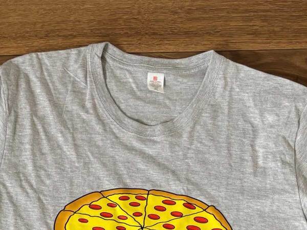 Tシャツに描かれたピザ　１ピースの行方に「これは面白い」「最高かよ」